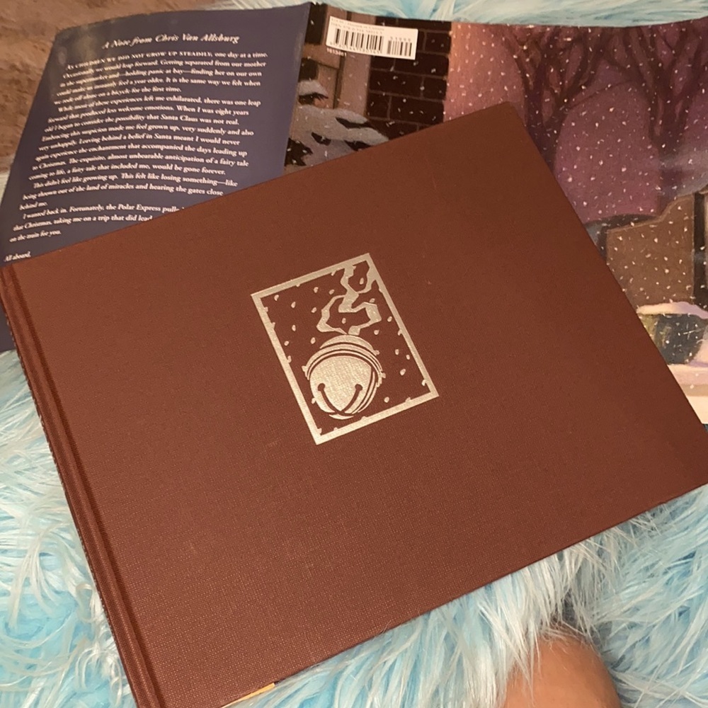 Polar Express hardback Christmas book illustrations snow train book Caldecott​​ - Picture 3 of 12